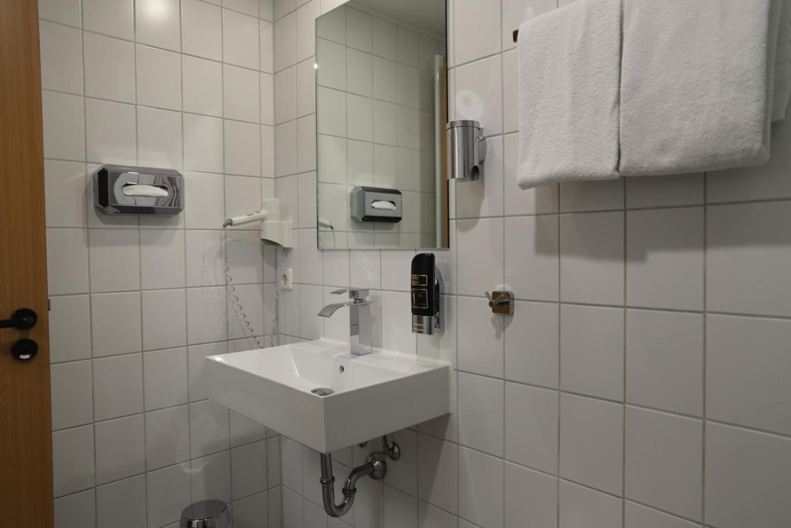 Hotel Am Suedtor Backnang Extérieur photo