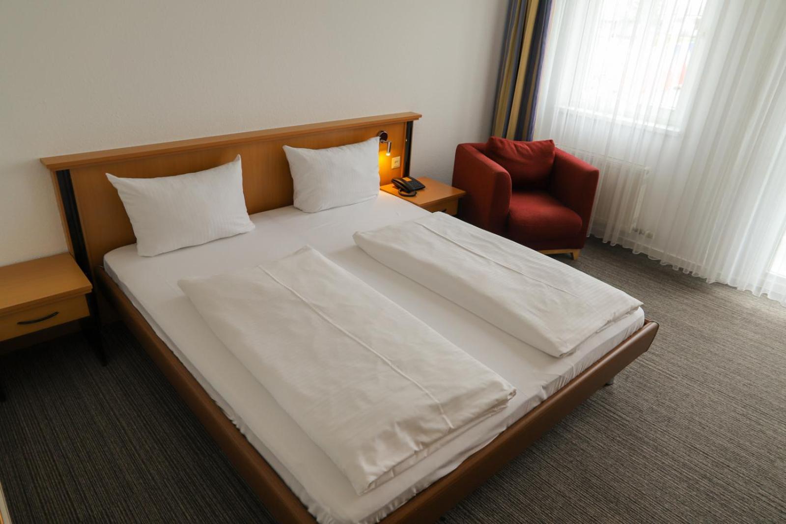 Hotel Am Suedtor Backnang Extérieur photo
