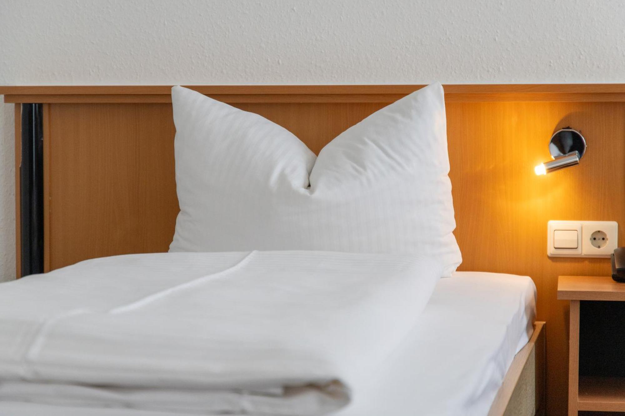 Hotel Am Suedtor Backnang Extérieur photo